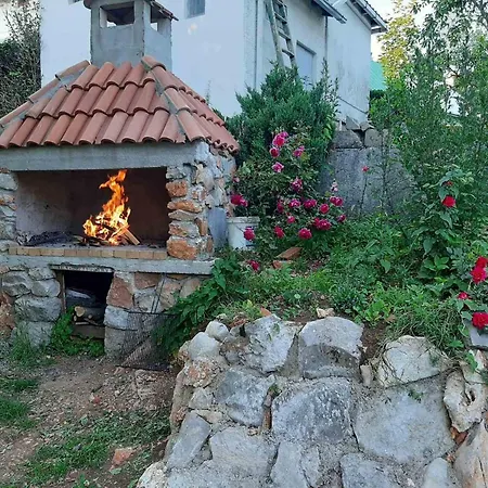 Apartman With Parking Space Zlobin, Gorski Kotar - 22631 Zlobin